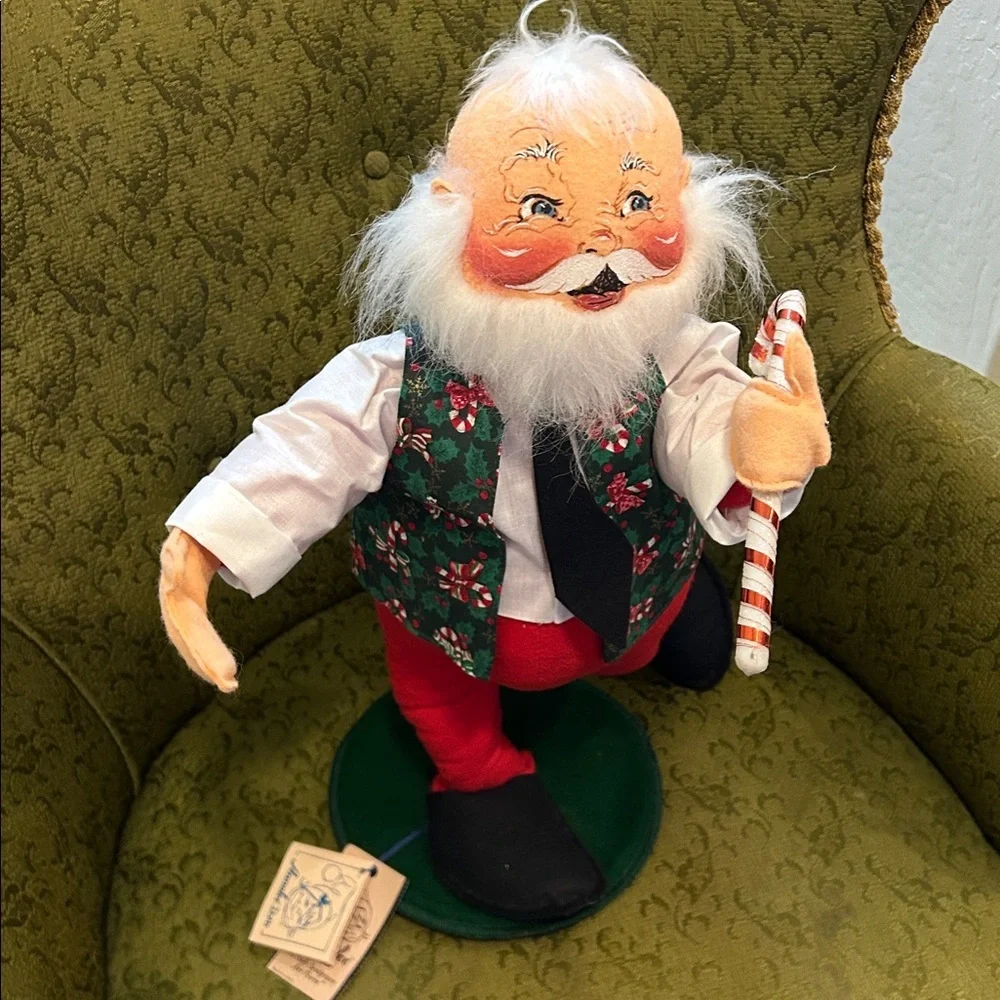 Vintage Annalee Santa Figure with Red and Green Outfit aprox 17”h